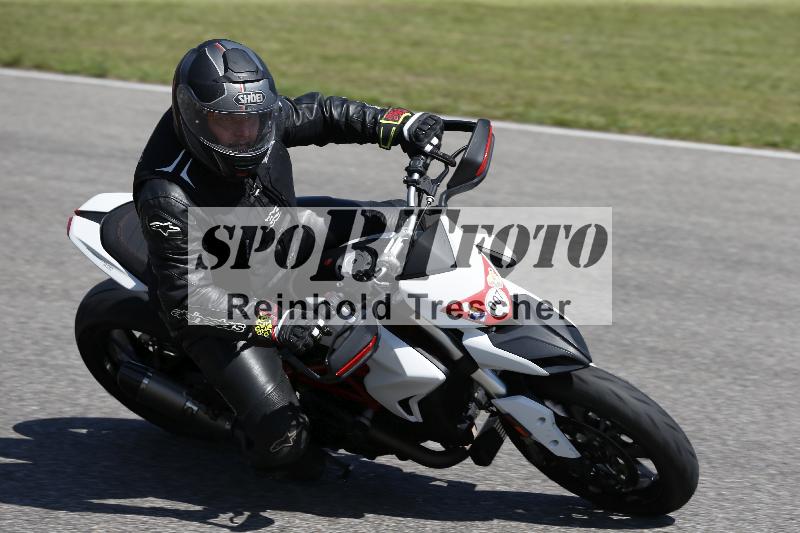 /Archiv-2024/56 10.08.2024 Plüss Moto Sport ADR/Freies Fahren/007